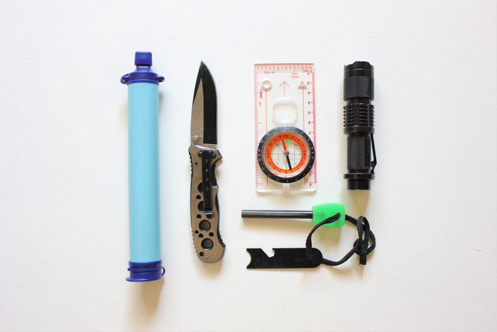 Survival Knife Kit